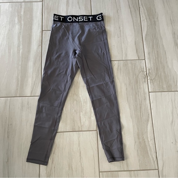 💫SOLD 💫🩶ONSET Workout Set🩶 - Picture 2 of 5